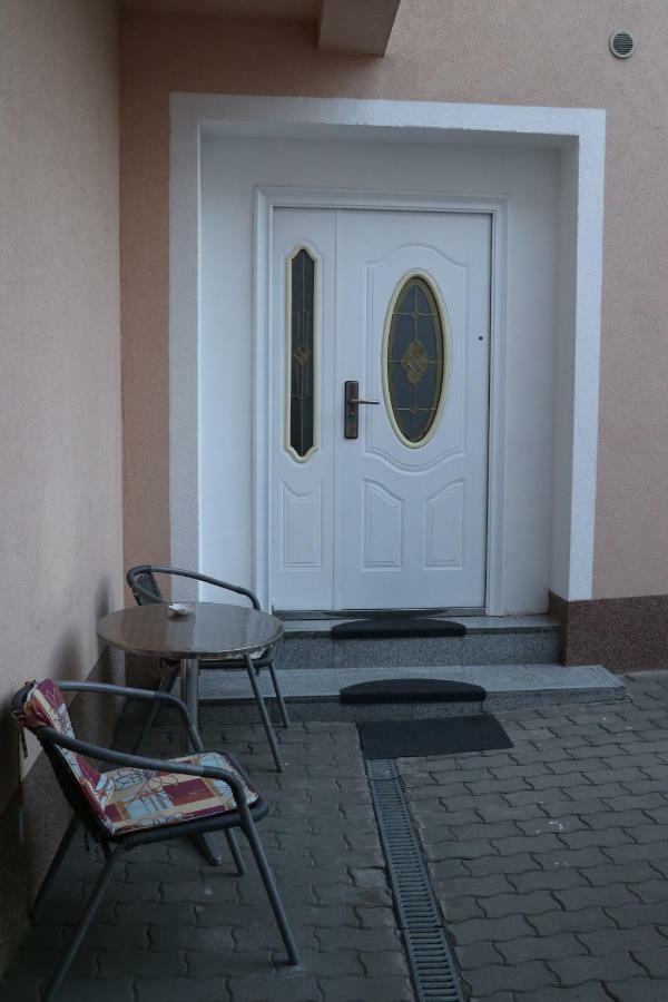 The Lakehouse Villa Neusiedl am See Wienerstraße 8 Exterior foto